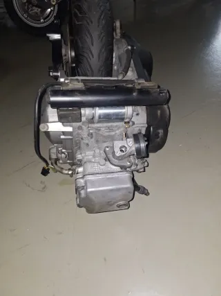 Motor Suzuki Burgman 125