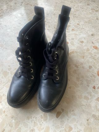 Botas Bimba y Lola Piel Talla 40