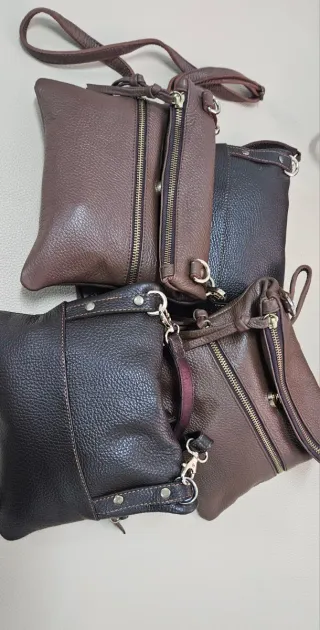 Bolsos de Piel Artesanales y Sandalias Nuevos