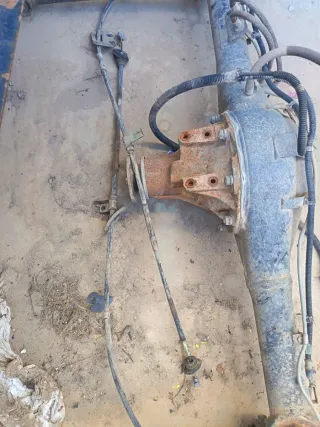 Eje trasero Suzuki Vitara completo