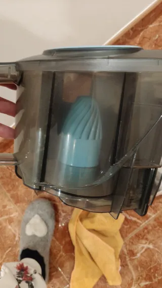 Aspiradora Philips 2000 Series sin bolsa