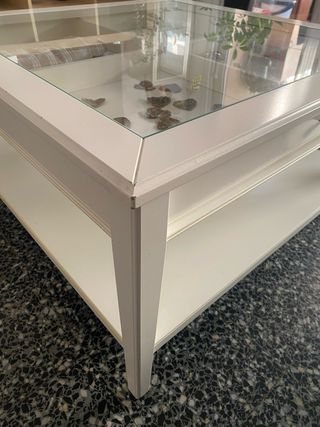 Mesa Liatorp de Ikea con cristal
