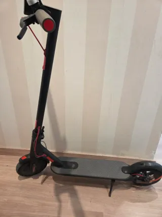 Patinete Eléctrico Xiaomi M365 Negro