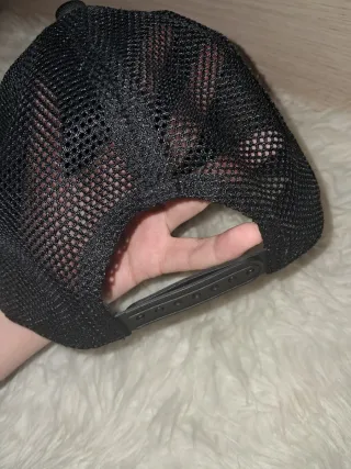 Gorra Adidas Negra, buena calidad.