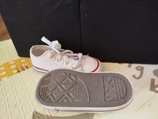 Converse bebé talla 22
