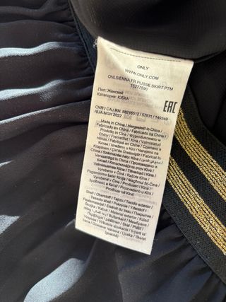 Falda plisada Only negra