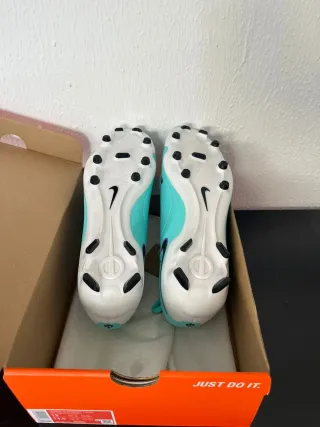 Zapatillas Nike Tiempo Legend 10 talla 47,5