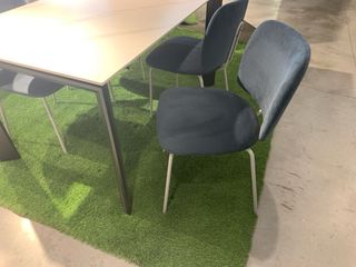 Mesa extensible acabado porcelánico y 4 sillas