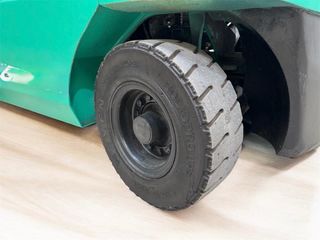 Carretilla elevadora Mitsubishi Grendia 30