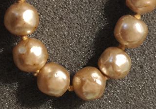 Collana perle barocche beige/oro