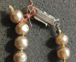 Collana perle barocche beige/oro