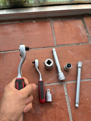 Carraca y accesorios para herramientas