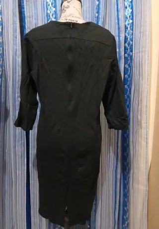 Abito midi nero elasticizzato