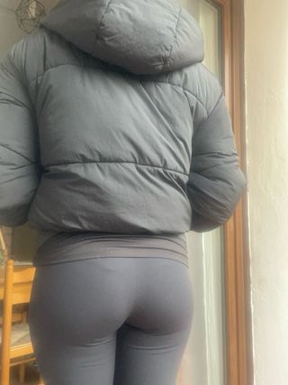 Chaqueta bomber de plumas