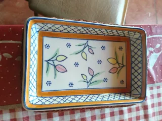 Bandeja de porcelana decorada