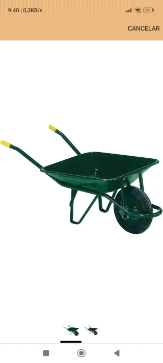 Carretilla de obra verde