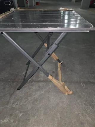 Mesa plegable madera y aluminio
