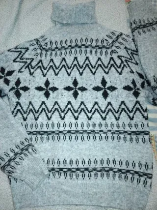 Jersey cuello alto mujer gris