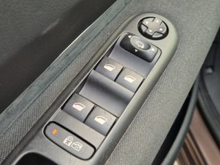 Peugeot 3008 HYbrid4