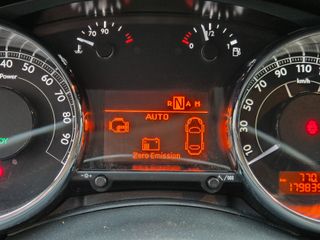 Peugeot 3008 HYbrid4