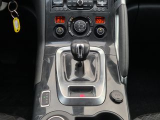 Peugeot 3008 HYbrid4