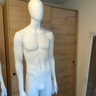 Maniquí Masculino Blanco