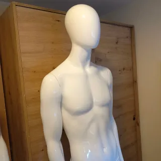 Maniquí Masculino Blanco