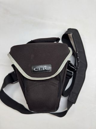 Cámara Nikon D5600 + 2 objetivos 18-55 + 18-200 VR