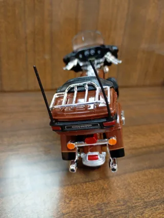 Harley Davidson Maisto 1:18 Moto Nueva