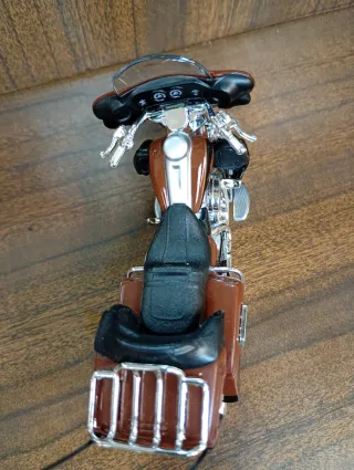 Harley Davidson Maisto 1:18 Moto Nueva