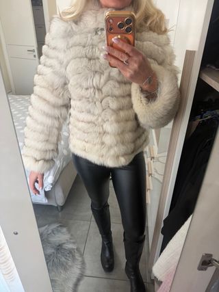 Pelliccia Grigio Bianco usata tre volte