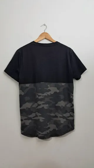 Camiseta Hollister Camuflaje Negra