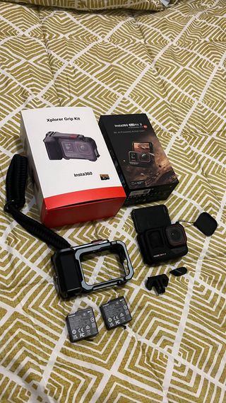 Insta360 Ace Pro 2 - Pack Explorer