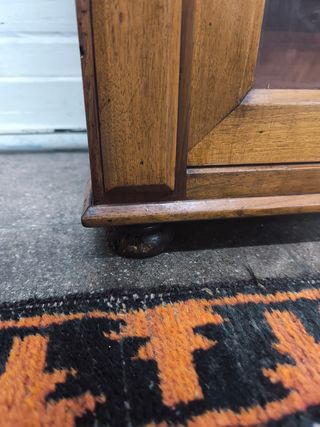 Vitrina antigua madera y cristal