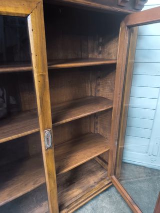 Vitrina antigua madera y cristal