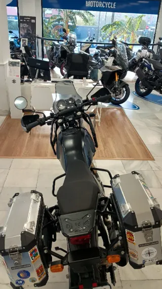 ROYAL ENFIELD HIMALAYAN 410