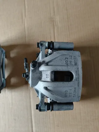 Pareja Pinzas Freno delanteras BYD SEAL U Dm-i