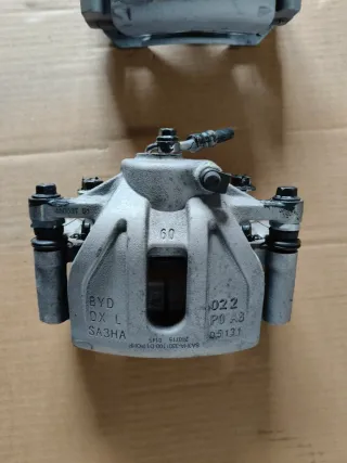 Pareja Pinzas Freno delanteras BYD SEAL U Dm-i