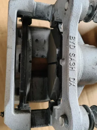 Pareja Pinzas Freno delanteras BYD SEAL U Dm-i