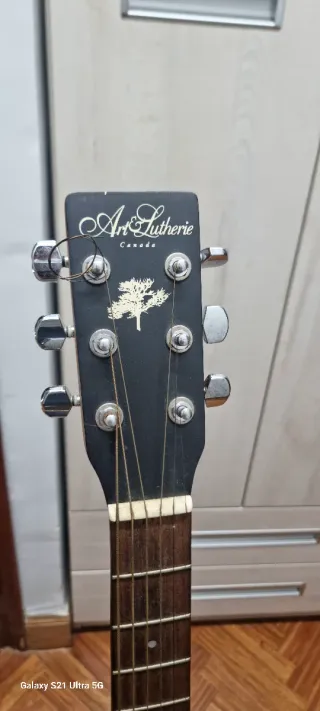Guitarra Acústica Art & Lutherie Negra