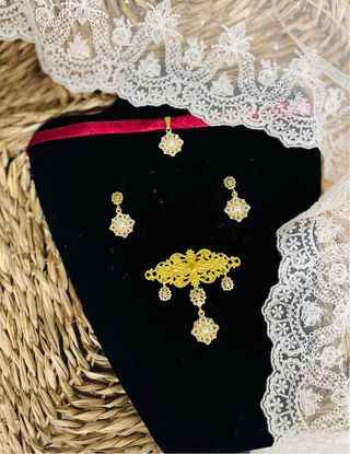 Aderezo fallero o huertana niña modelo Cecilia