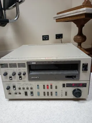 Reproductor/Grabador U-matic Sony VO-5850