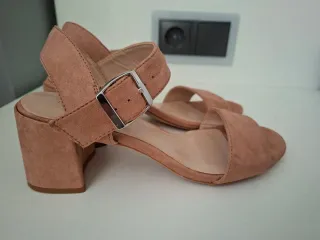 Sandalias Parfois tacón ancho rosa