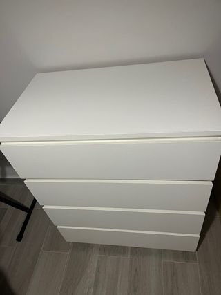 Cómoda Malm 4 cajones blanca