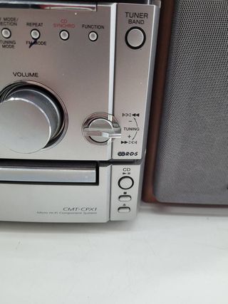 MINICADENA ESTÉREO SONY