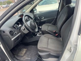 Renault Clio 2011