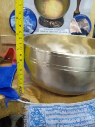 CUENCO TÍBET 21,7 C JHUMKA 1843 G HECHO A MANO