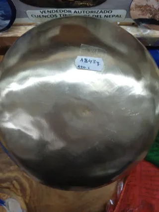 CUENCO TÍBET 21,7 C JHUMKA 1843 G HECHO A MANO