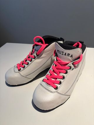 Botes de hockey Musara