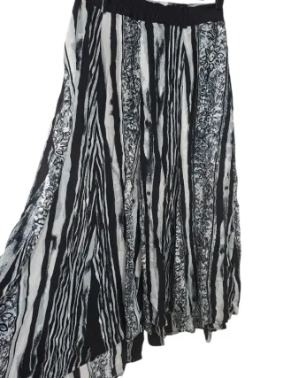 Saia Longa Boho-Chic Listrada viscose size 42